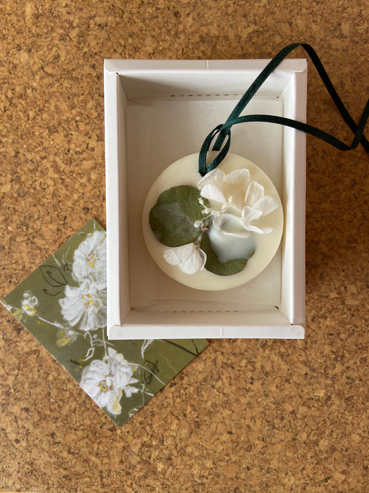 Fú Fú Botanical Palets